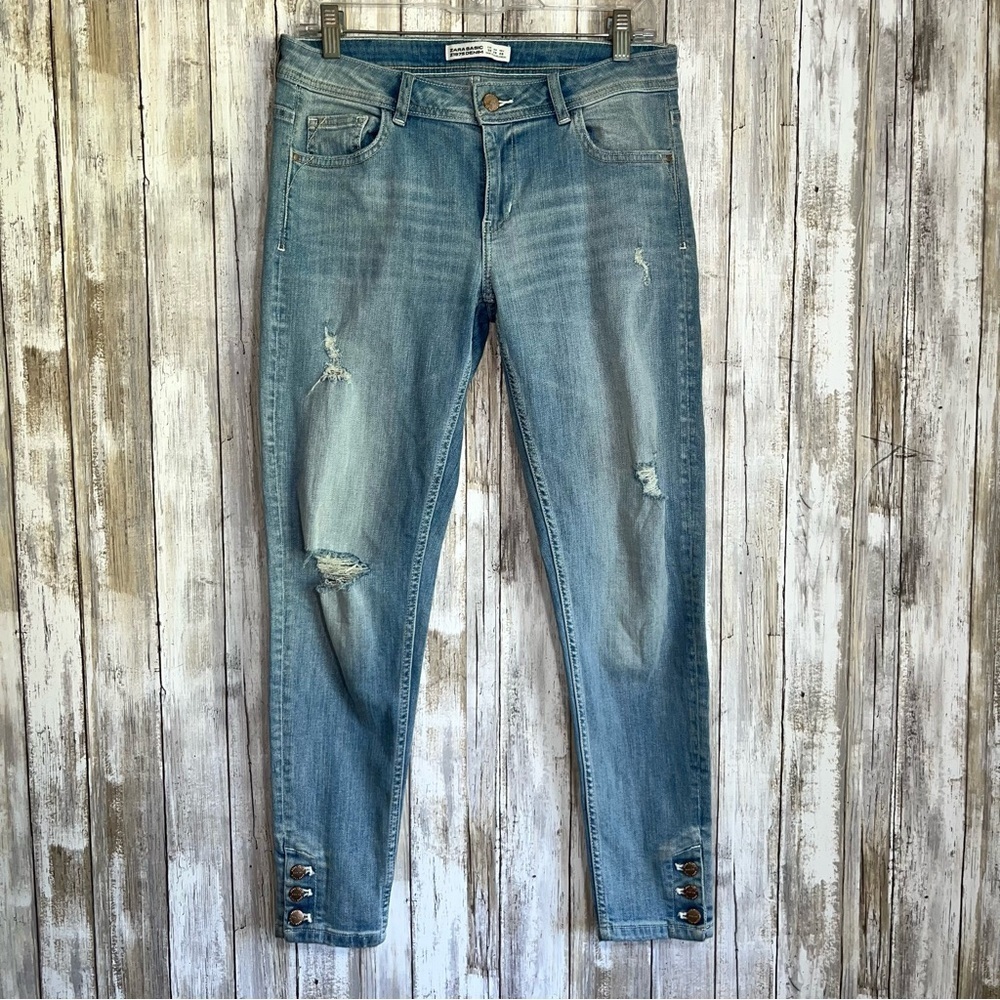 Zara Distressed Skinny Ankle Jeans Light Wash Button Hem Stretch Denim Size 6